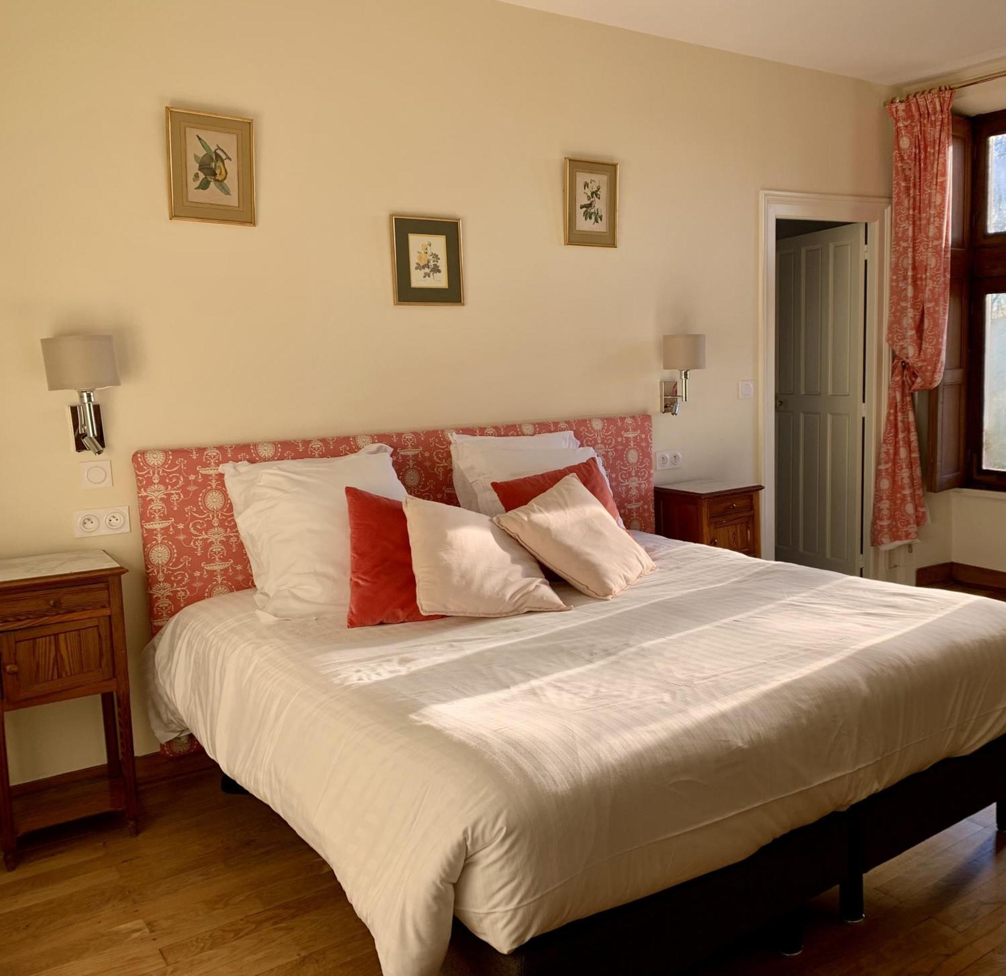 Bed and Breakfast L'Abeaupiniere Reboursin Pokoj fotografie